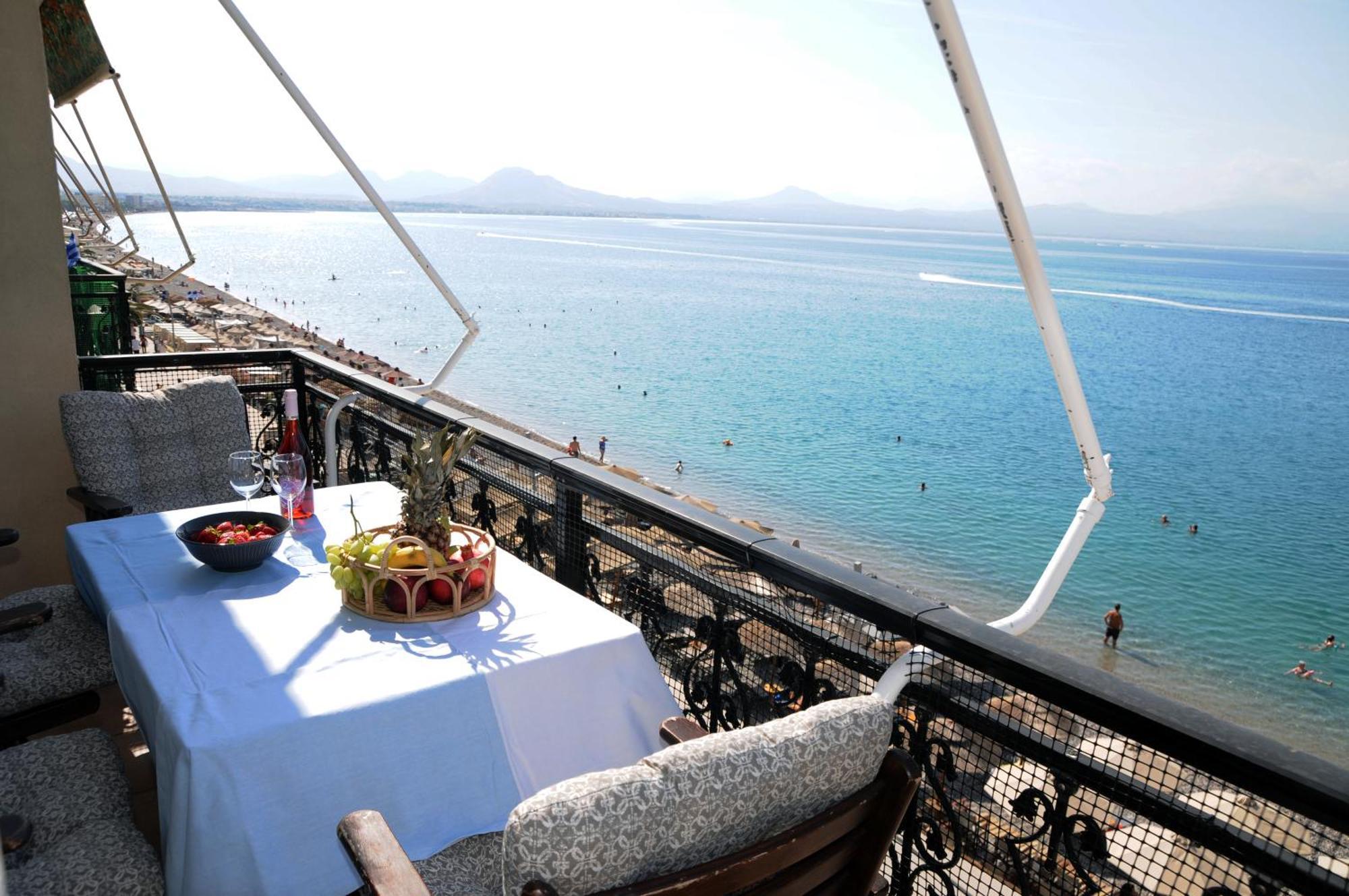 Amazing Condo By The Beach لوتراكي المظهر الخارجي الصورة