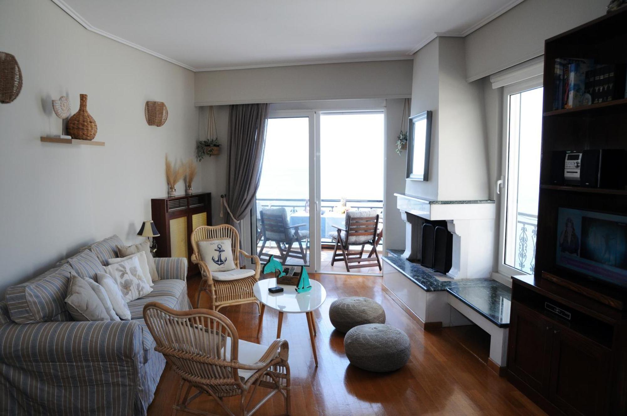 Amazing Condo By The Beach لوتراكي المظهر الخارجي الصورة