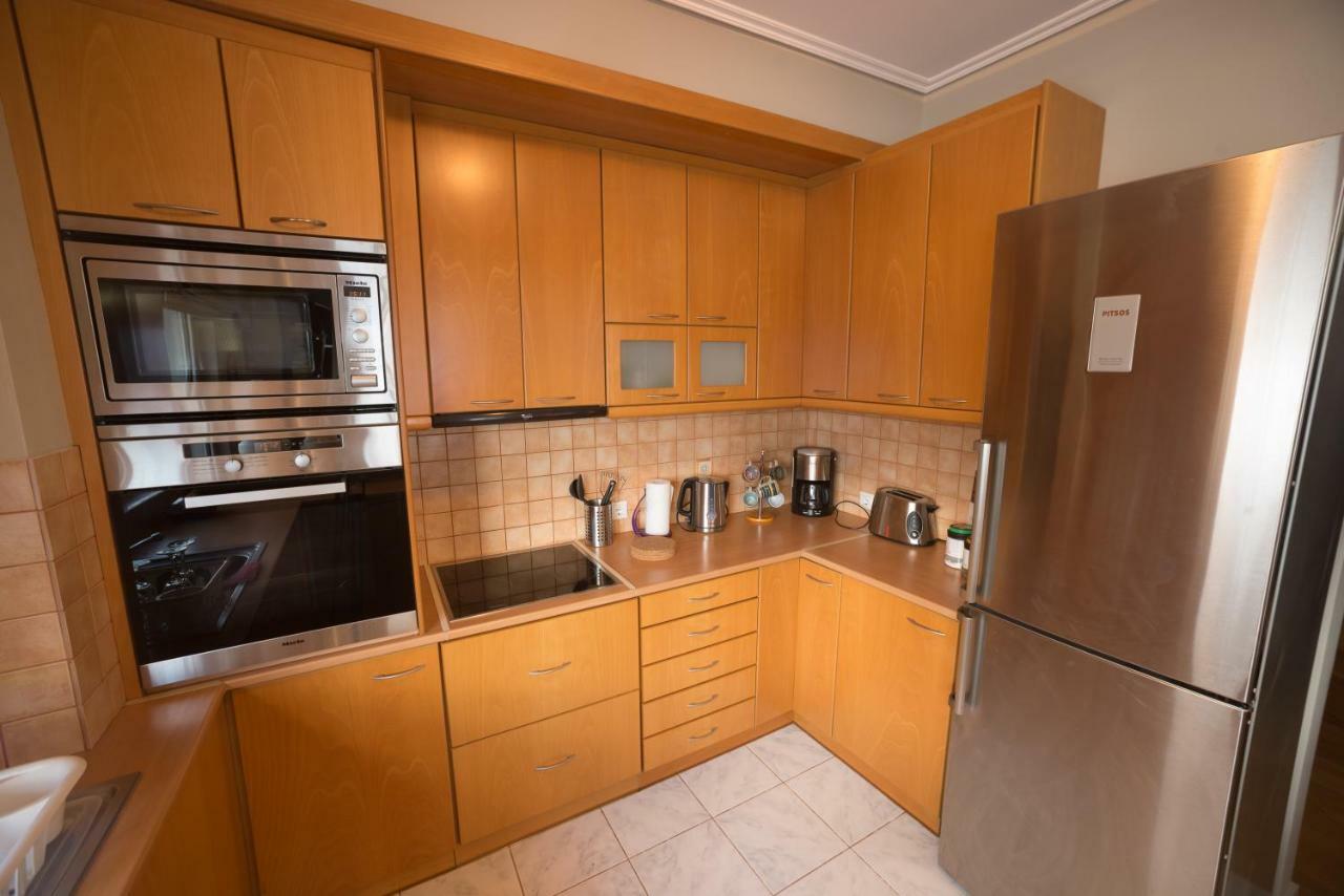 Amazing Condo By The Beach لوتراكي المظهر الخارجي الصورة